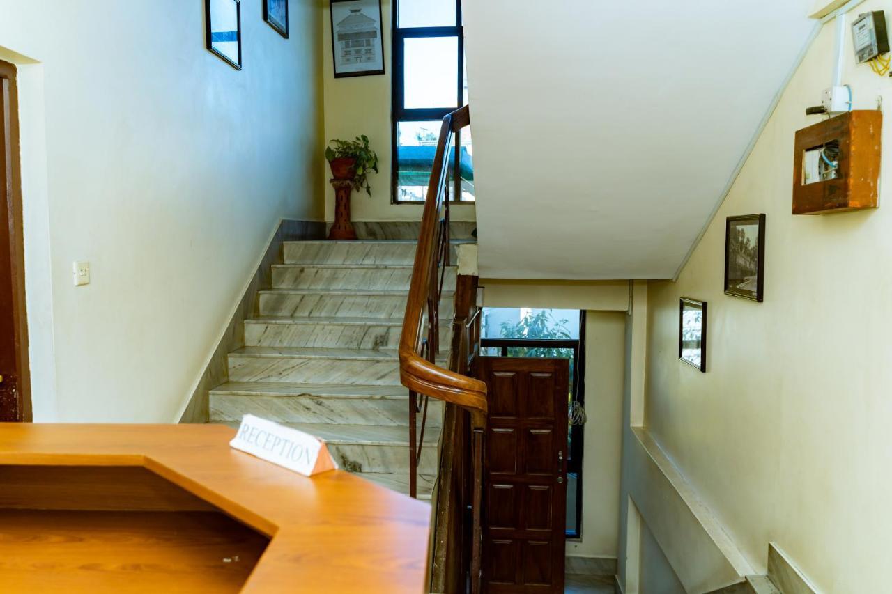 Kbb Hotel And Apartments Hosted By Hostmandu Lalitpur Ngoại thất bức ảnh
