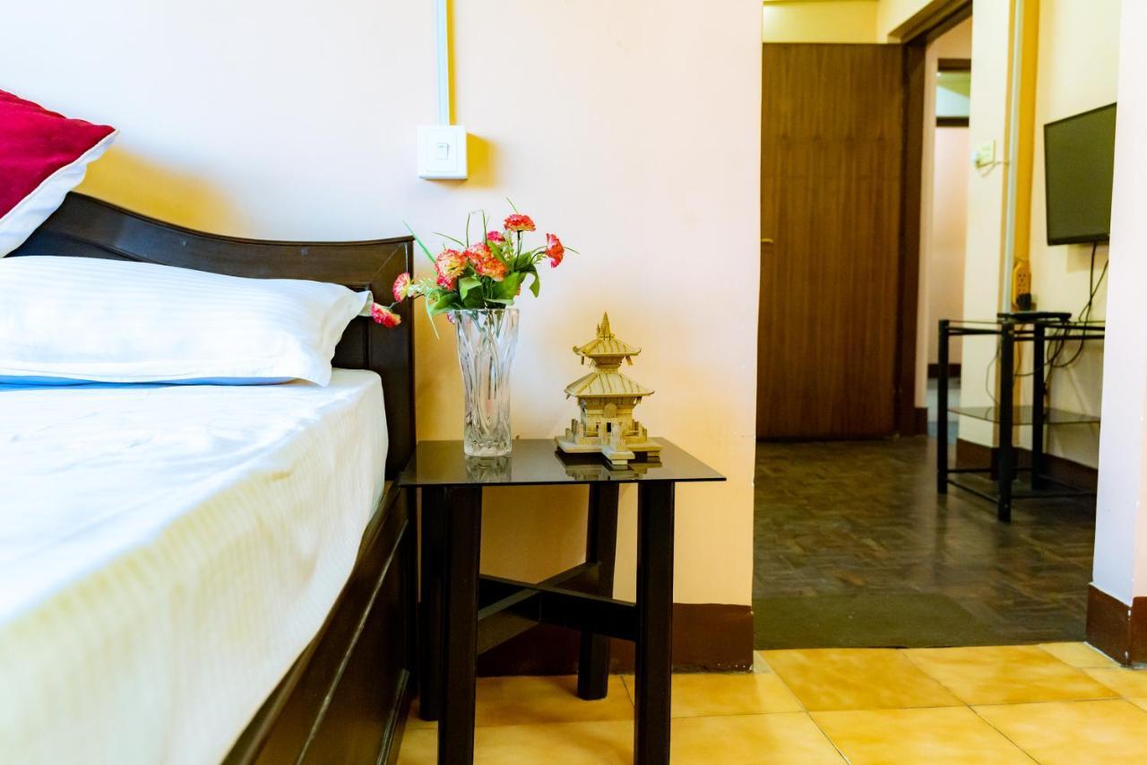 Kbb Hotel And Apartments Hosted By Hostmandu Lalitpur Ngoại thất bức ảnh