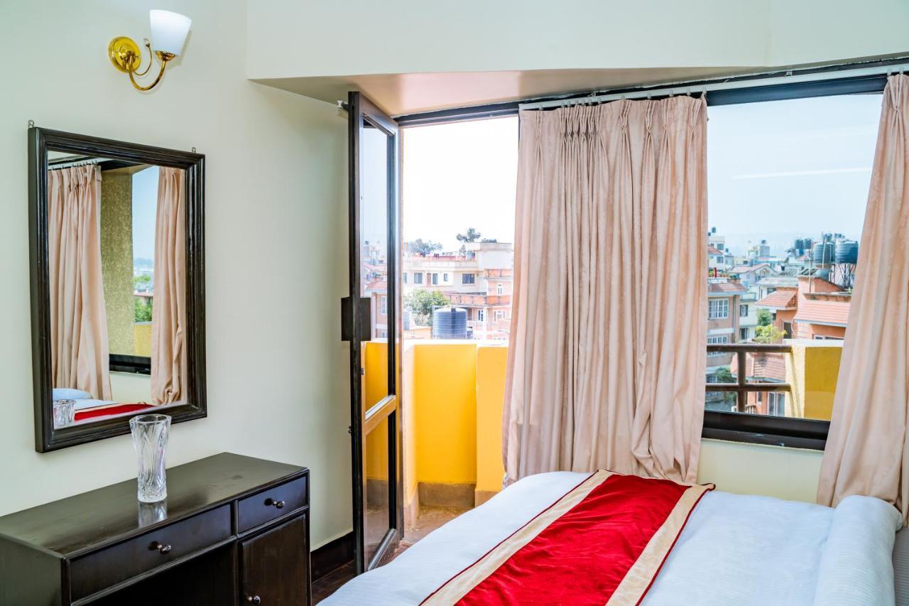 Kbb Hotel And Apartments Hosted By Hostmandu Lalitpur Ngoại thất bức ảnh