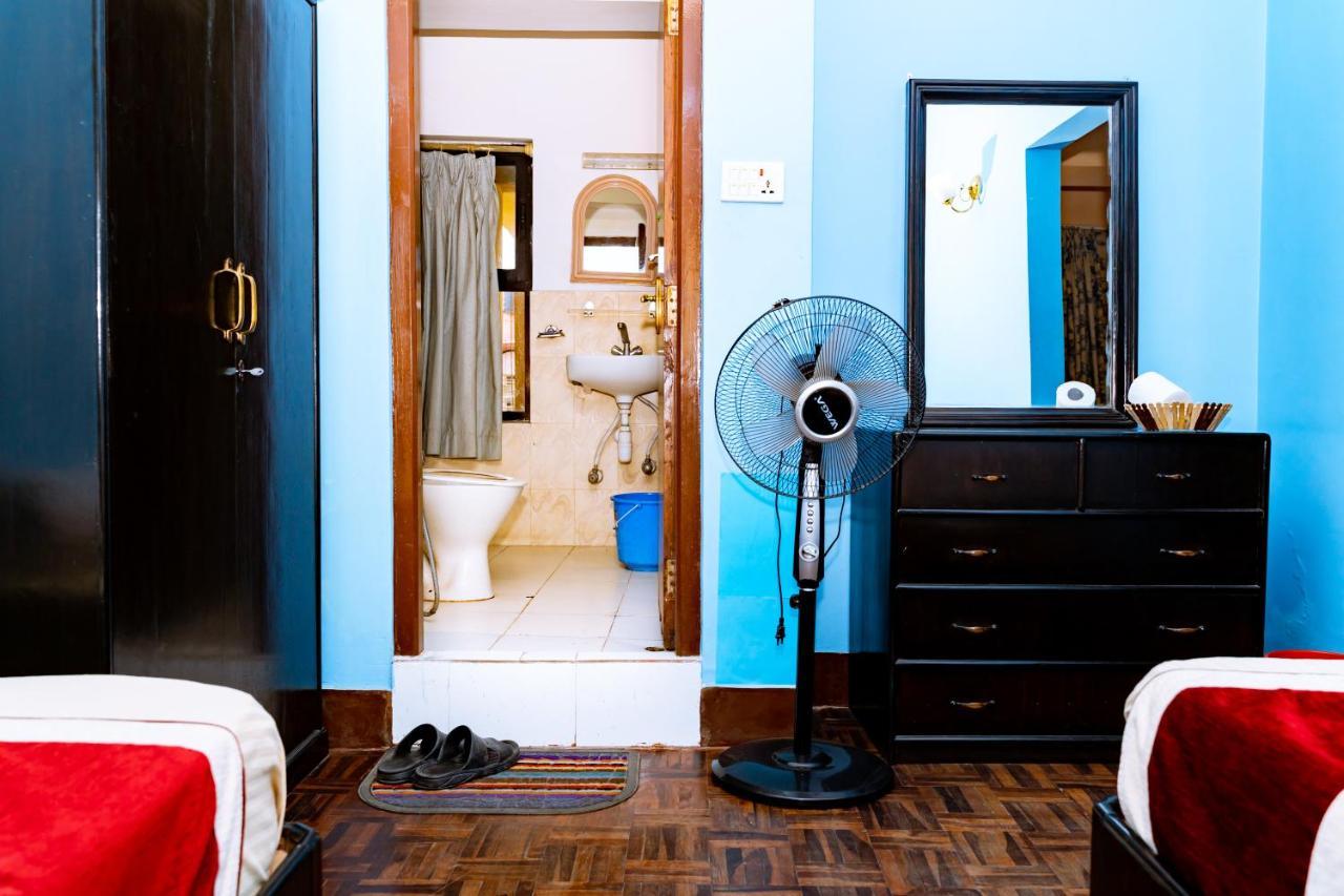 Kbb Hotel And Apartments Hosted By Hostmandu Lalitpur Ngoại thất bức ảnh