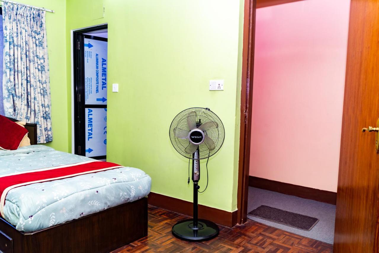 Kbb Hotel And Apartments Hosted By Hostmandu Lalitpur Ngoại thất bức ảnh