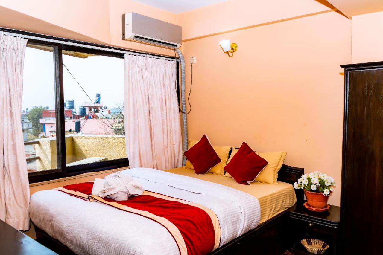 Kbb Hotel And Apartments Hosted By Hostmandu Lalitpur Ngoại thất bức ảnh
