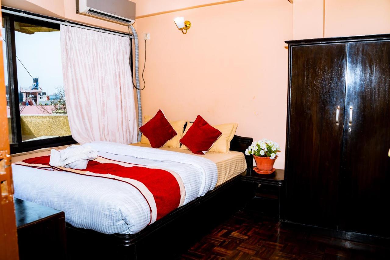 Kbb Hotel And Apartments Hosted By Hostmandu Lalitpur Ngoại thất bức ảnh