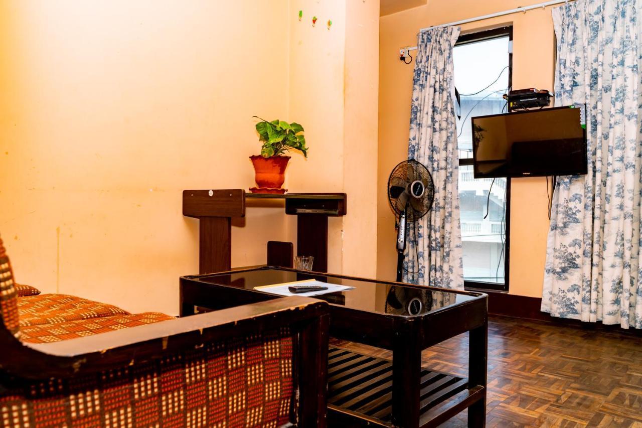Kbb Hotel And Apartments Hosted By Hostmandu Lalitpur Ngoại thất bức ảnh