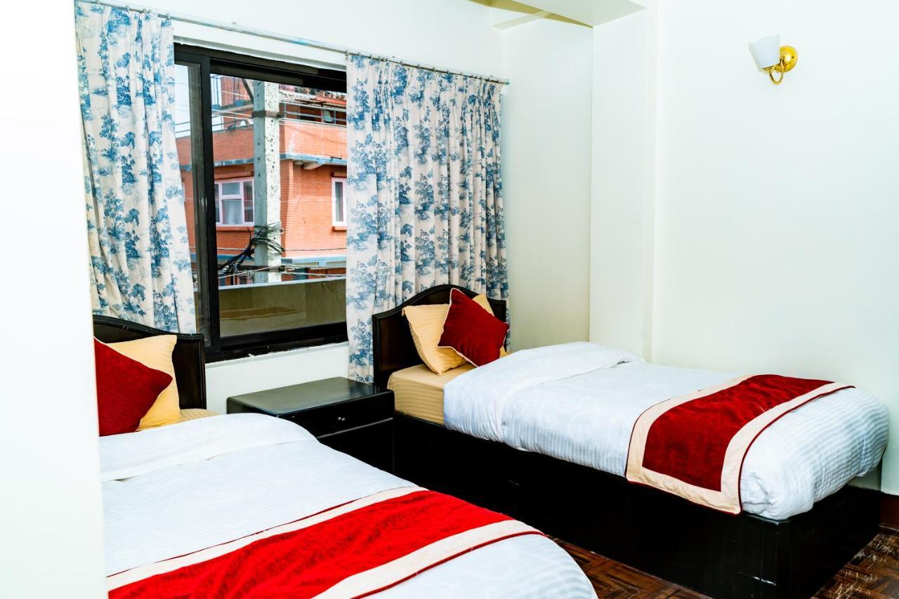 Kbb Hotel And Apartments Hosted By Hostmandu Lalitpur Ngoại thất bức ảnh